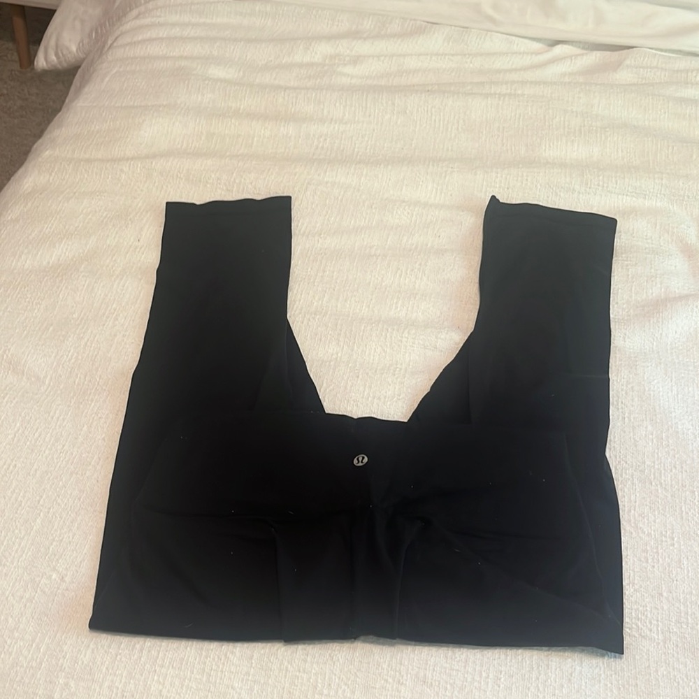 Lululemon Cropped Wunder Under Leggings